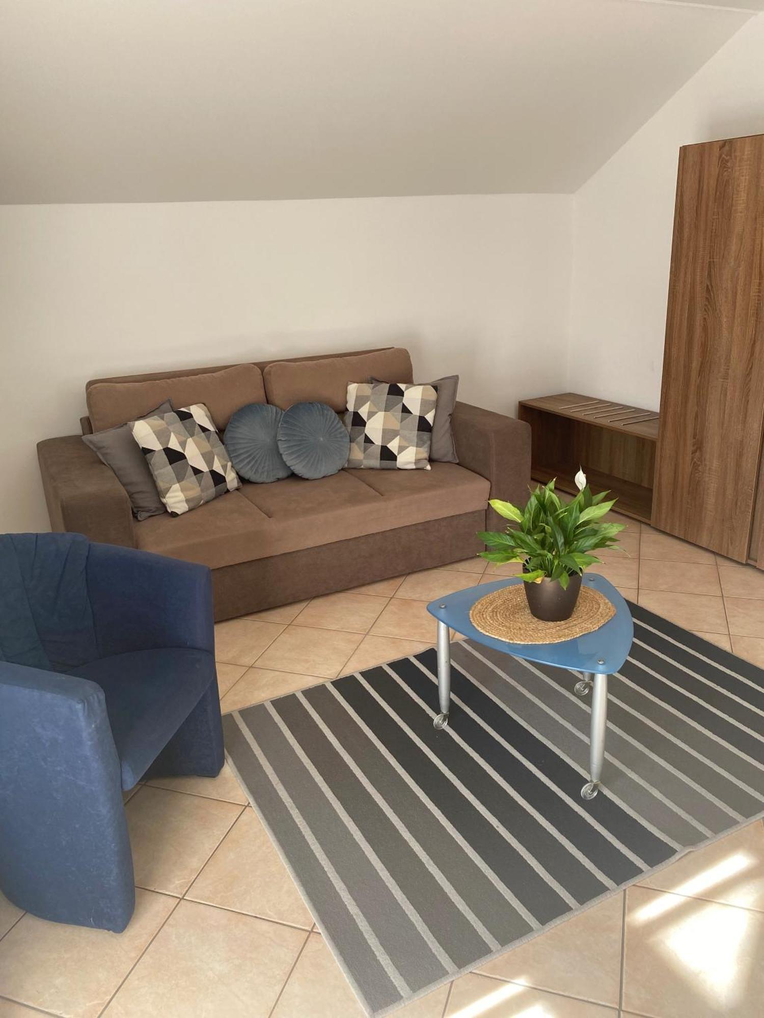 Haus Lucia Apartment Eger Ngoại thất bức ảnh