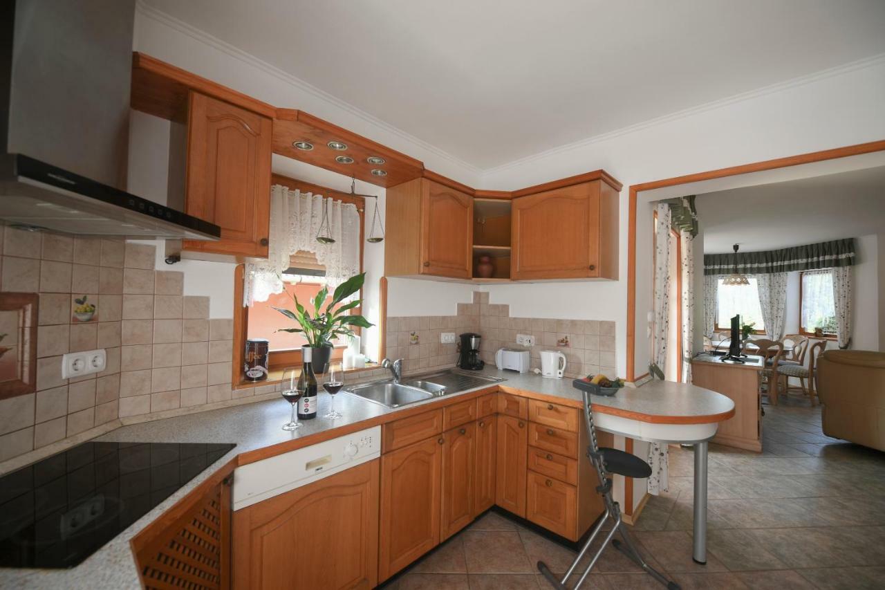 Haus Lucia Apartment Eger Ngoại thất bức ảnh
